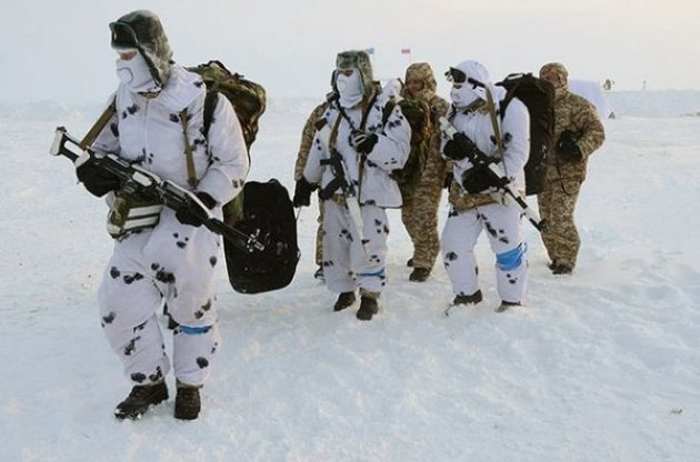 Червона зірка над Арктикою