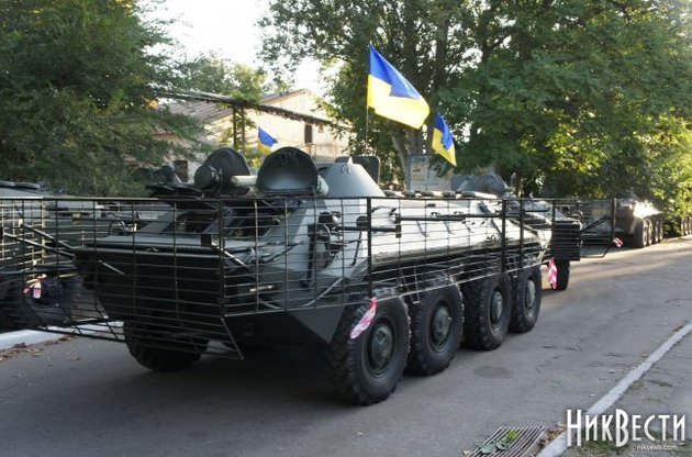 Миколаївський бронетанковий завод передав прикордонникам десять БТР