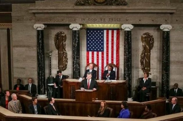 Порошенко попросил у конгрессменов оружия