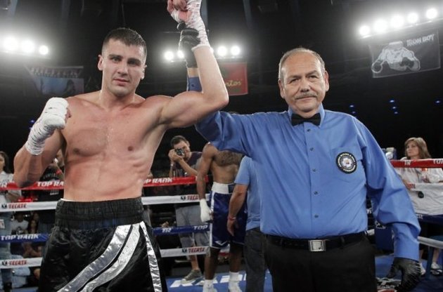 Александр Гвоздик нокаутировал оппонента в пятом раунде