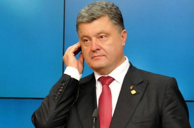 Порошенко: Закону про спецстатус Донбасу не існує - це вигадки