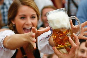 У Мюнхені стартував пивний фестиваль "Октоберфест"