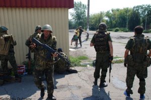 Терористи за добу 72 рази обстріляли українських військових