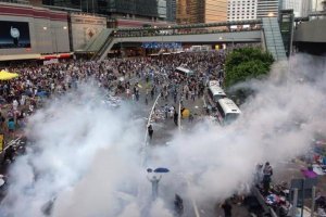 Державні ЗМІ КНР назвали демонстрантів в Гонконгу "приреченими радикалами" – Time