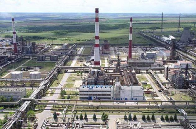 Значительная часть сотрудинов завода, судя по словами Сечина, все же останутся без работы.