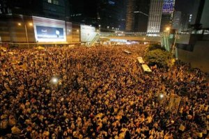 США поддерживают стремление Гонконга к демократии и критикуют Пекин