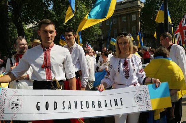 Украинцы в Британии стали меньше дружить с россиянами - The Guardian