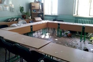 Під час обстрілу школи в Донецьку загинули чотири людини - ДонОДА