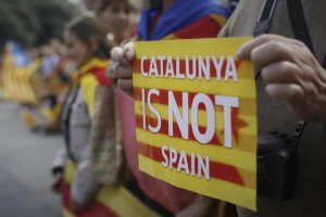 Каталония готовит референдум о независимости, несмотря на запрет суда - Die Zeit