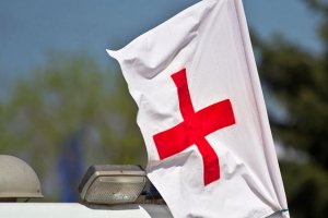 Червоний Хрест припиняє роботу в Україні