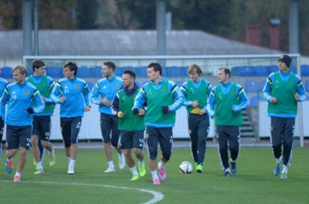 Сборная Украины тренируется в хорошем настроении