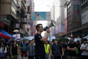 Влада Гонконгу відмовилася від переговорів з протестувальниками