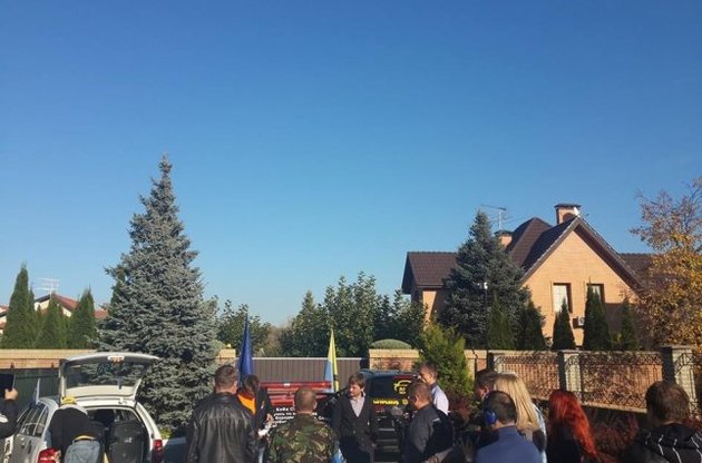 Тільки на купівлю землі для маєтку Ярема мав витратити мільйони доларів