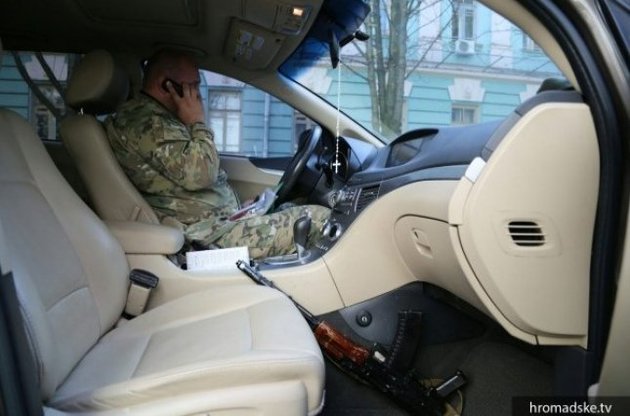 Задержанных хотят передать СБУ