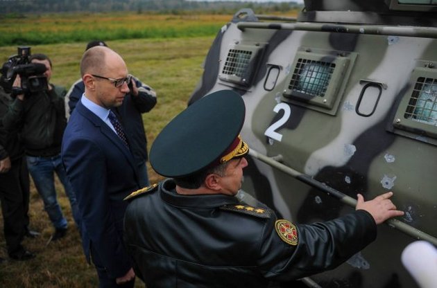 За п'ять місяців в Україні відновлено 13 тисяч одиниць озброєння - Яценюк