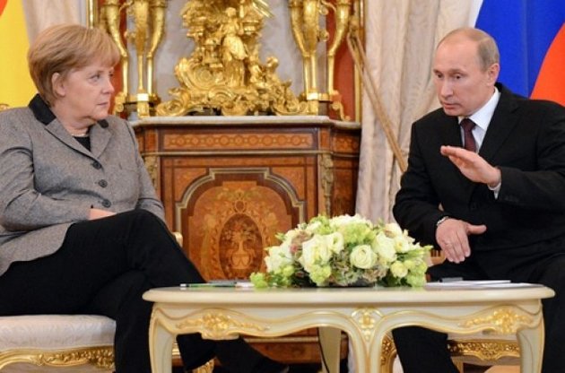Меркель отказалась от встречи с Путиным из-за Украины – Spiegel