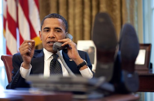 Обама рассказал историю с кредиткой