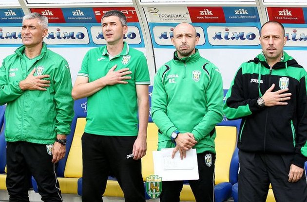 "Карпаты" возглавляет амбициозная команда тренеров, однако руководство порой проявляет некомпетентность