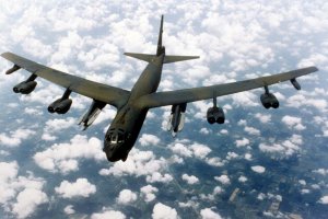 НАТО использует в учениях в Европе бомбардировщики, способные нести ядерные бомбы - Washington Times