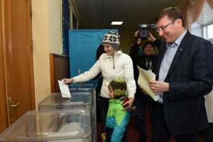 "Блок Порошенка" хоче провести навесні місцеві вибори