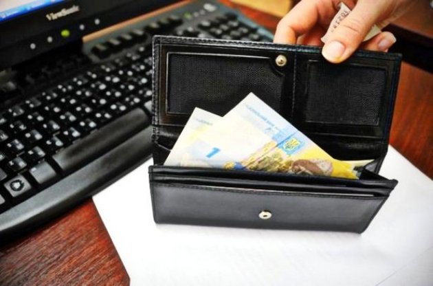 В Украине задолженность по выплате зарплаты выросла на треть