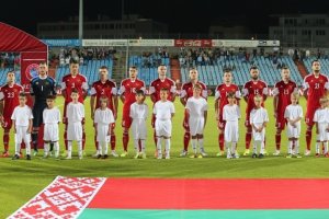 Хацкевичу придется подождать с работой в сборной Беларуси