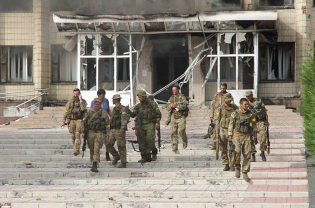 Понад 9,3 тисячі осіб поранено в бойових дій