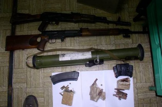 СБУ задержала террористов "ДНР" с арсеналом оружия