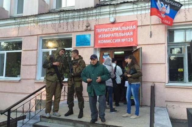 "Вибори" в Донбасі свідчать, що Росія остаточно стала на бік терористів – Tages Anzeiger