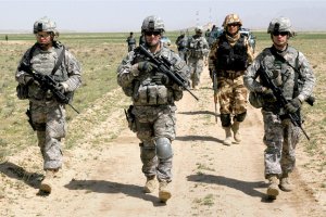 Обама разрешил отправить в Ирак 1,5 тысячи военных