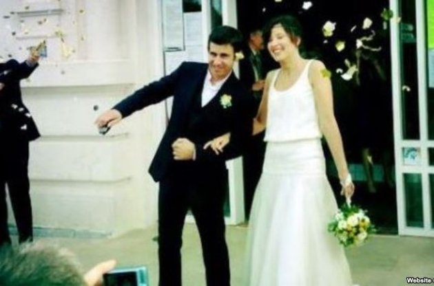 Рей вийшла заміж за Барроса-Тастетса минулого року