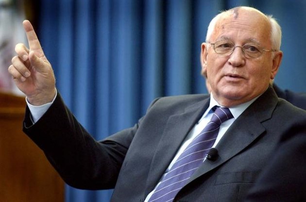 Горбачев в Берлине выгораживал Путина и просил отменить санкции против РФ