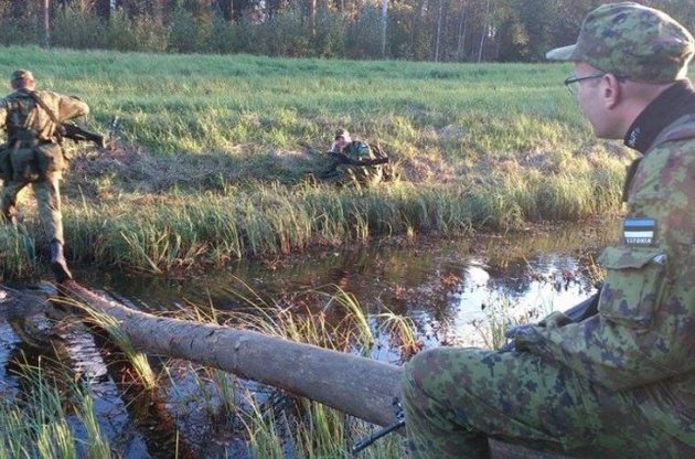 В Эстонии отрабатывают защиту от вражеского вторжения