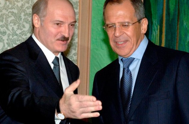 Лукашенко пожаловался Лаврову, что выборы в Украине не оправдали себя