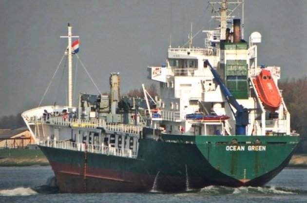 Украинские моряки с Ocean Green останутся в Индонезии до конца декабря