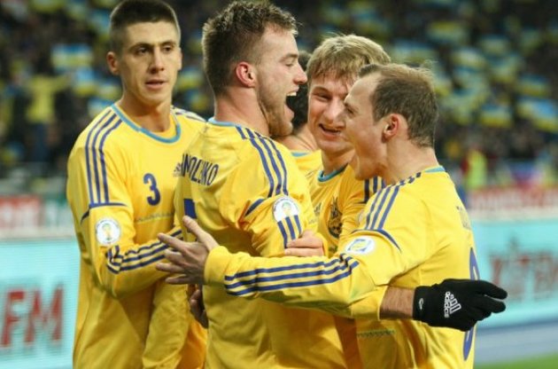 Ярмоленко просит болельщиков не трогать Романа Зозулю