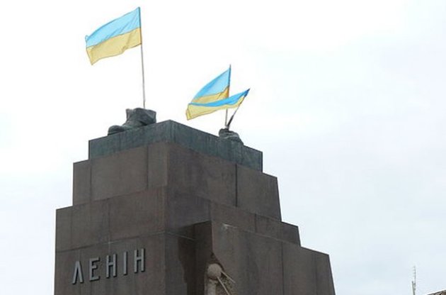 Суд отклонил аппеляционную жалобу горсовета Харькова о сносе Ленина