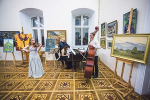"Мистецькі експедиції":  зупинка в Ужгороді