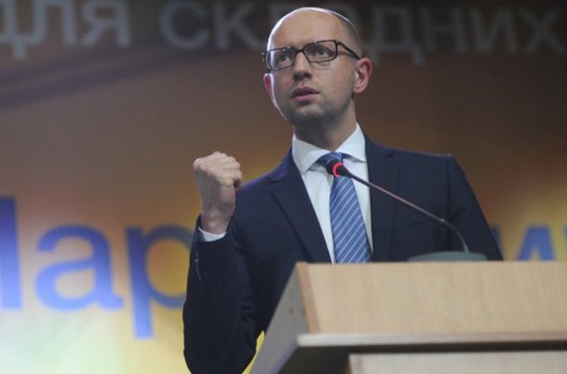 Яценюк хоче обмінювати електроенергію на вугілля з Донбасу