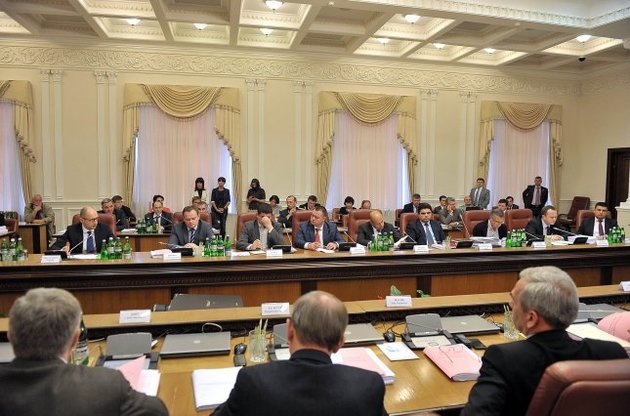 Відставку міністра можуть вимагати в будь-який час