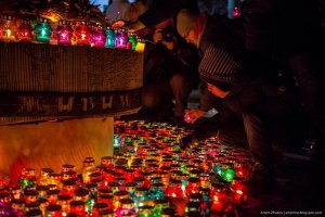 В Украине и мире почтили память жертв Голодомора