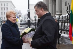 Україна і Литва домовилися про постачання зброї - Порошенко