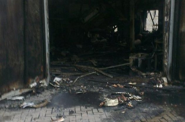 В Донецке снаряд попал в автобус, двое погибли