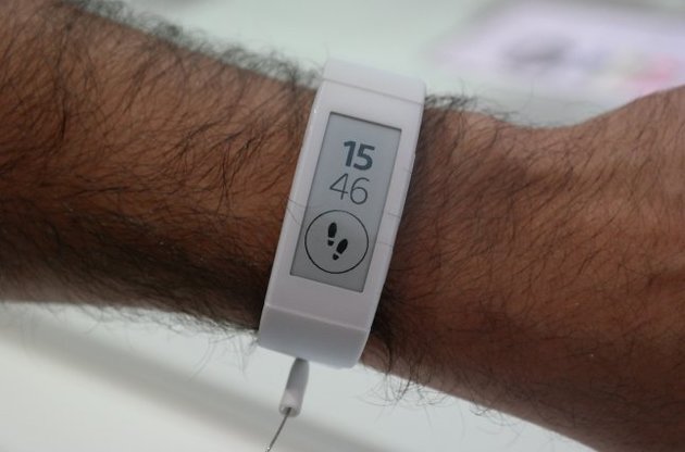 Годинник Sony з "електронного паперу" вийде у наступному році