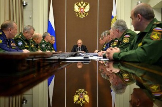 Путин выделил на "оборонку" 3 трлн рублей