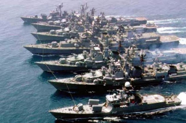 Корабли ВМФ России начали учения в проливе Ла-Манш
