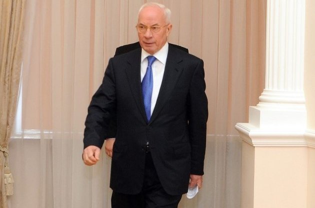 СБУ знає, що Азаров перебуває зараз під Москвою