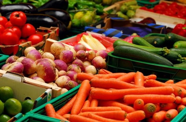 Овощи и фрукты в Украине за пять недель подорожали почти на 40%