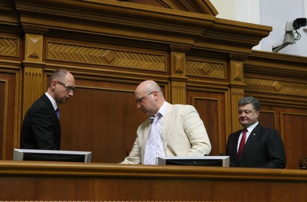 Турчинов сообщил, что все министерские кресла уже поделили