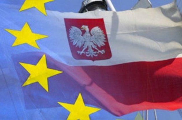 Туристическую визу в Польшу для украинцев продлят до 2 лет